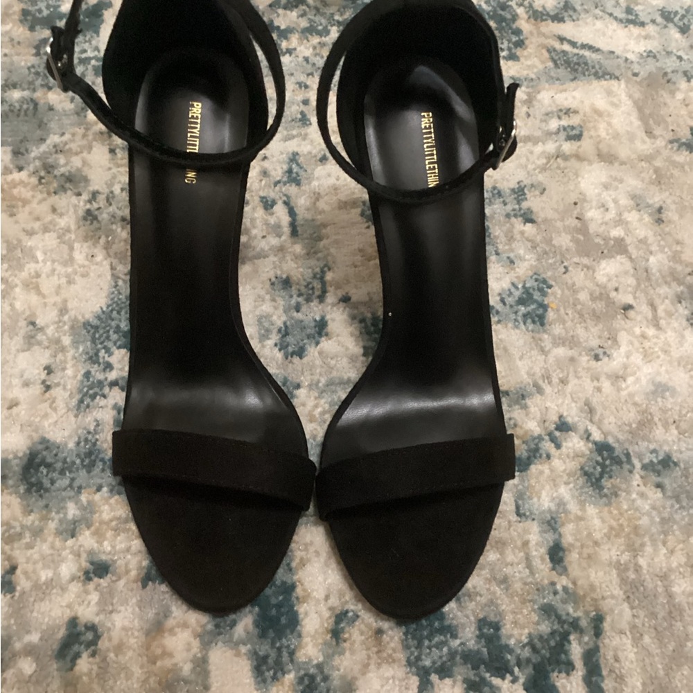 PrettyLittleThing Women's Heels - Picture 4 of 6